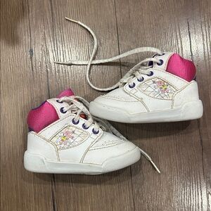 Tiny Toon Adventures baby girl sneakers size 5